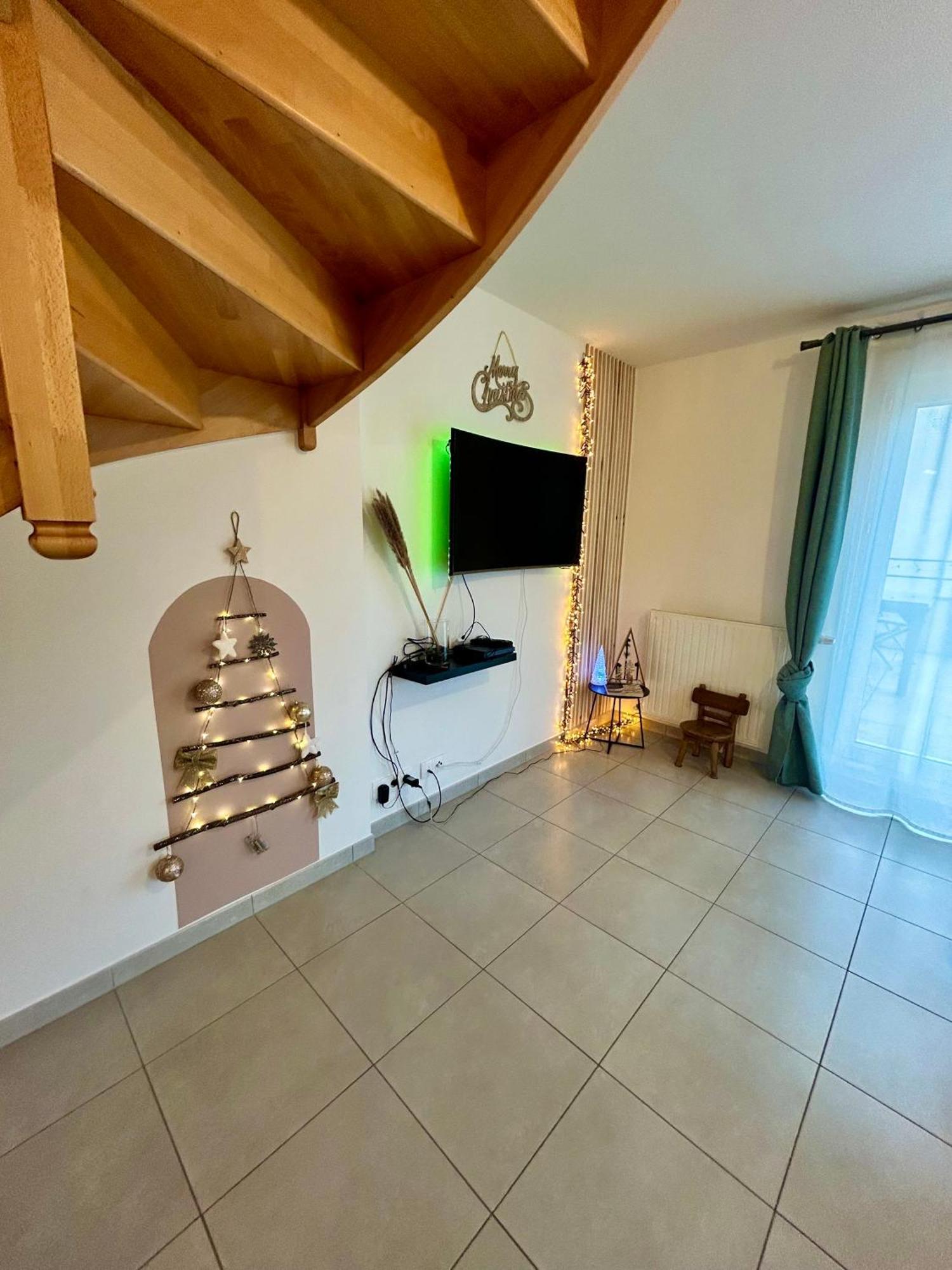 Disneyland Paris Familly - 7 Minutes - Parking - Wifi *